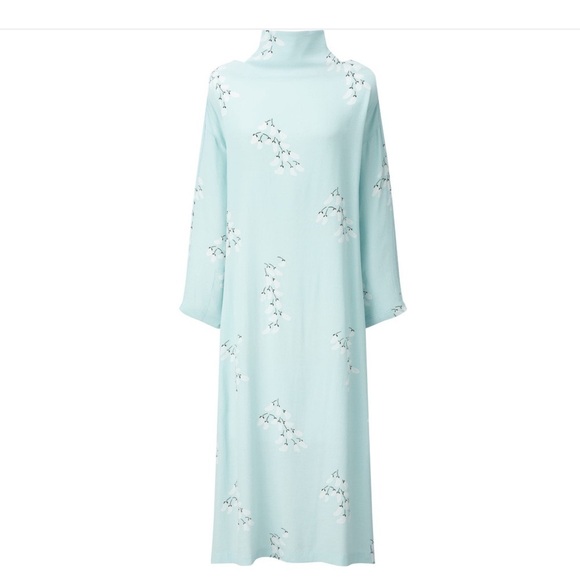 NWT Hana Tajima X UNIQLO
Printed Tie-back Long Dress - Picture 1 of 4